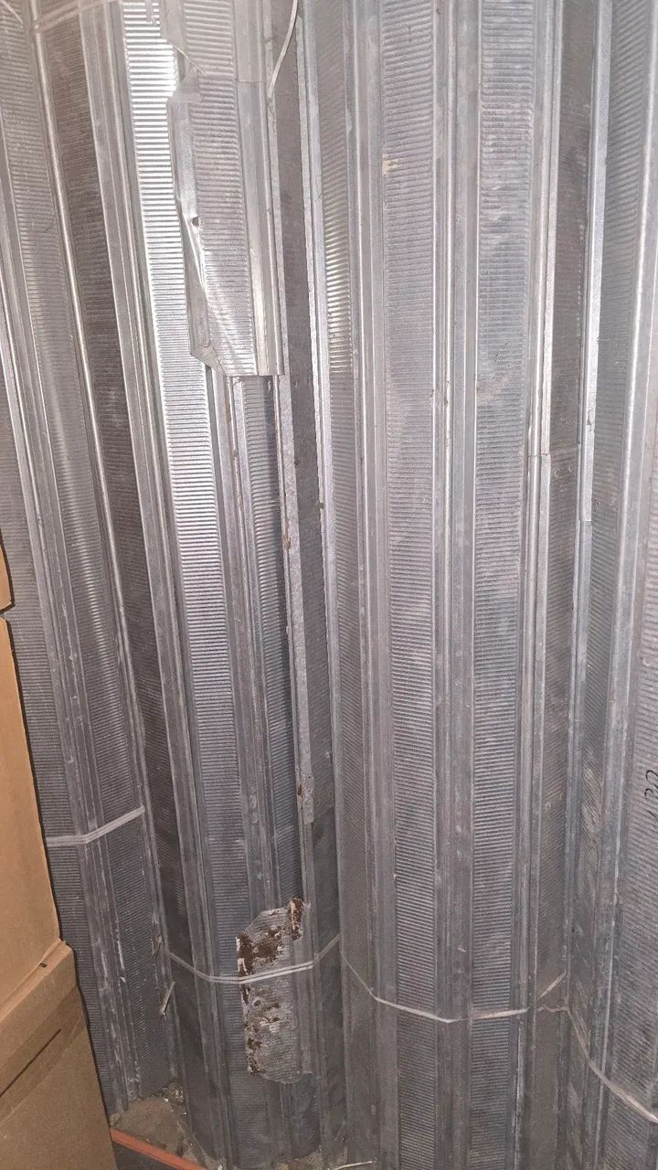 ATENÇÃO OPORTUNIDADE ULTIMAS UNIDADES! PORTAS DE ENROLAR ZERADAS NUNCA FORAM USADAS! - Foto 4