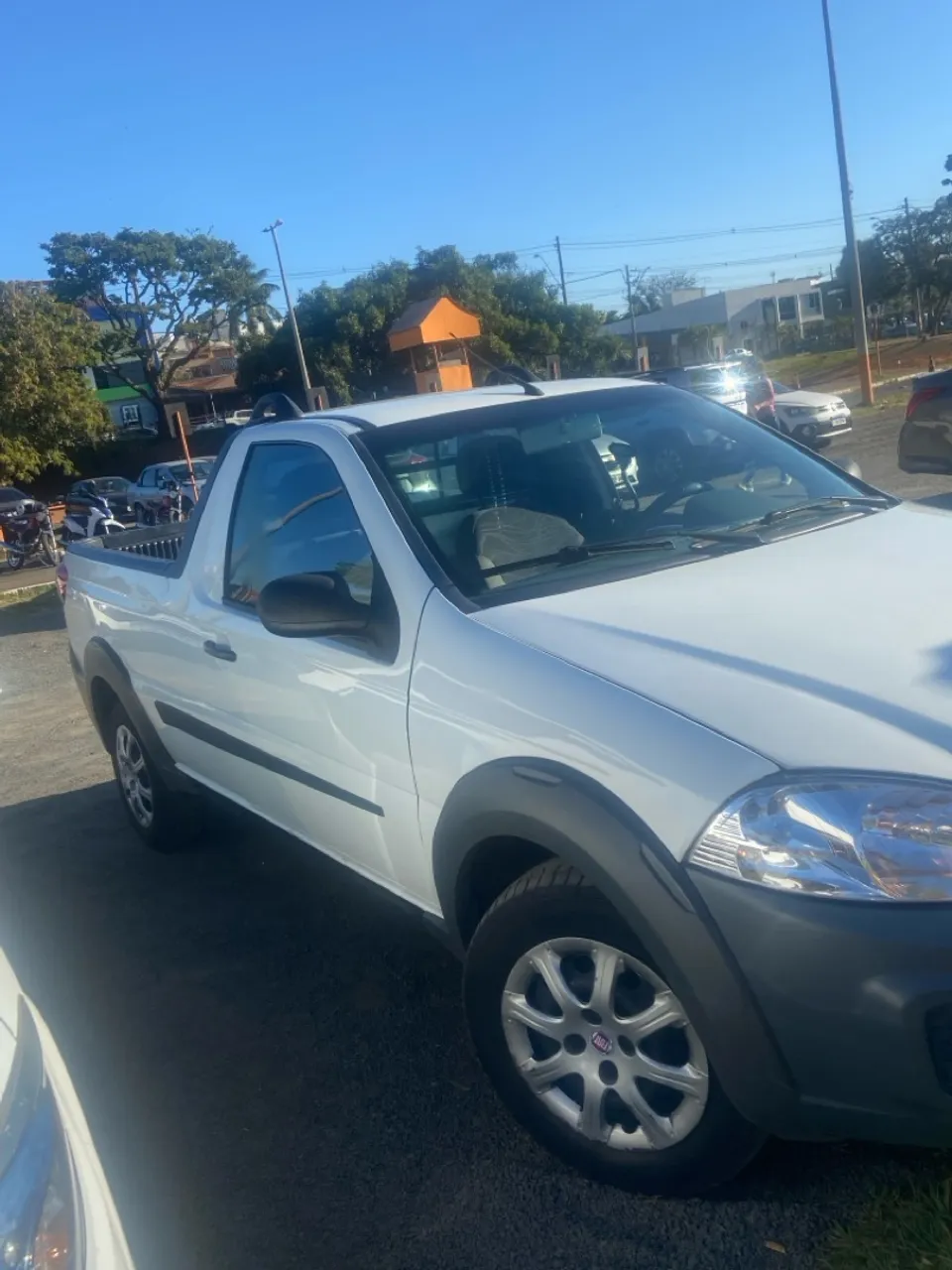 Faço pequenos fretes e guincho de MOTOS  em Uberlândia MG