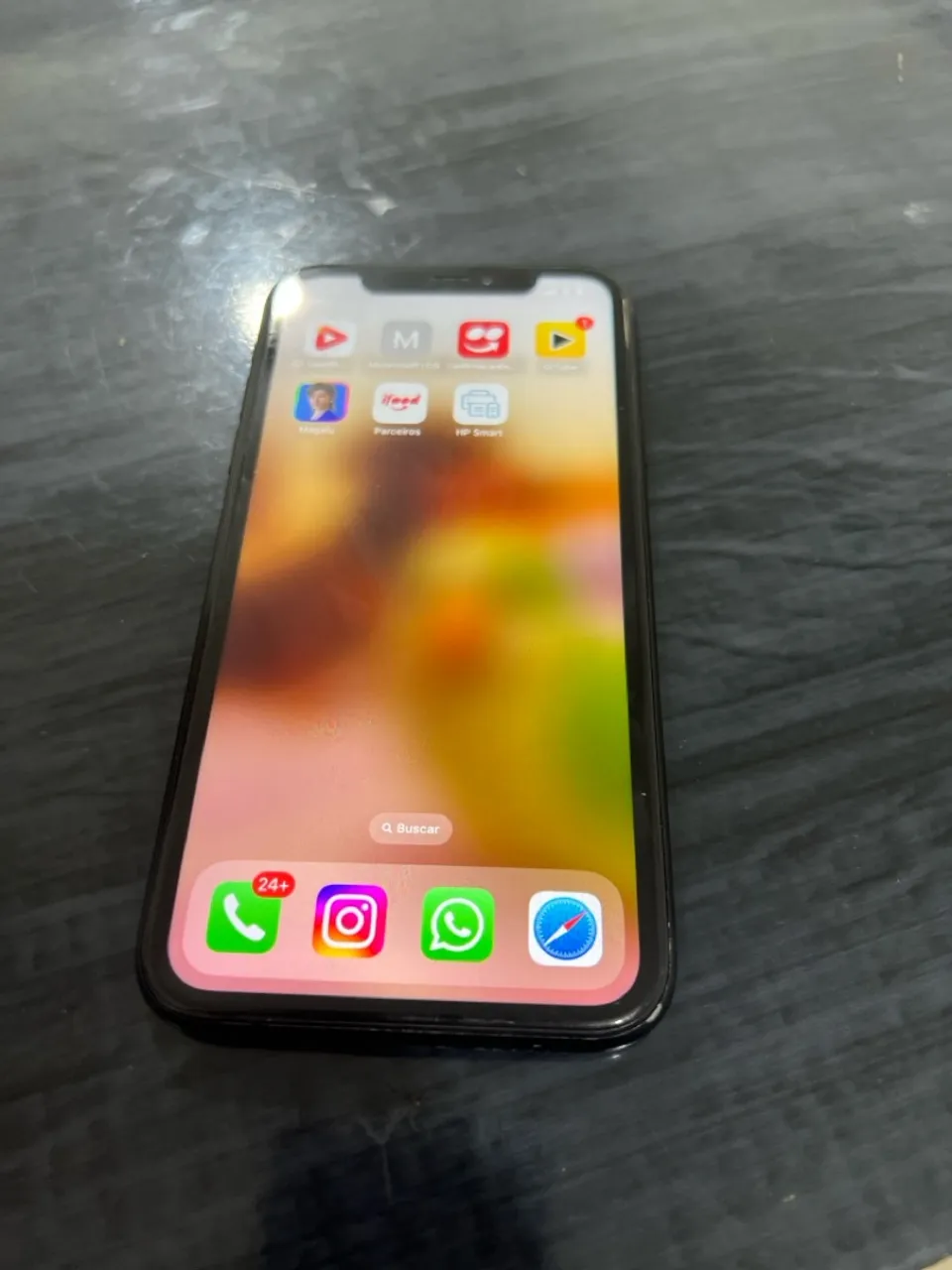 Vendo iPhone XR com caixa único dono