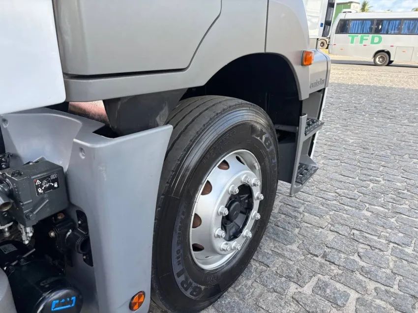 MERCEDES-BENZ AXOR 2544 440 6X2 2021/2021. - Foto 6