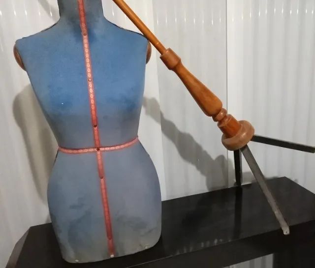 Antigo e raro manequim de costureira da década 50/60 - Foto 4