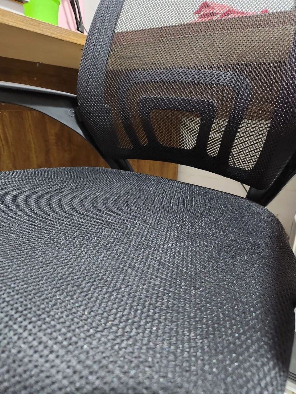 Cadeira de Escritório Ergonômica com Rodinhas - Foto 3