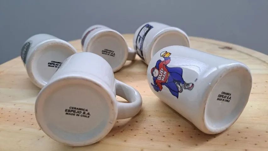 Miniaturas de Canecas de Chopp Chilenas em Cerâmica - 5 unidades para coleção - Foto 5