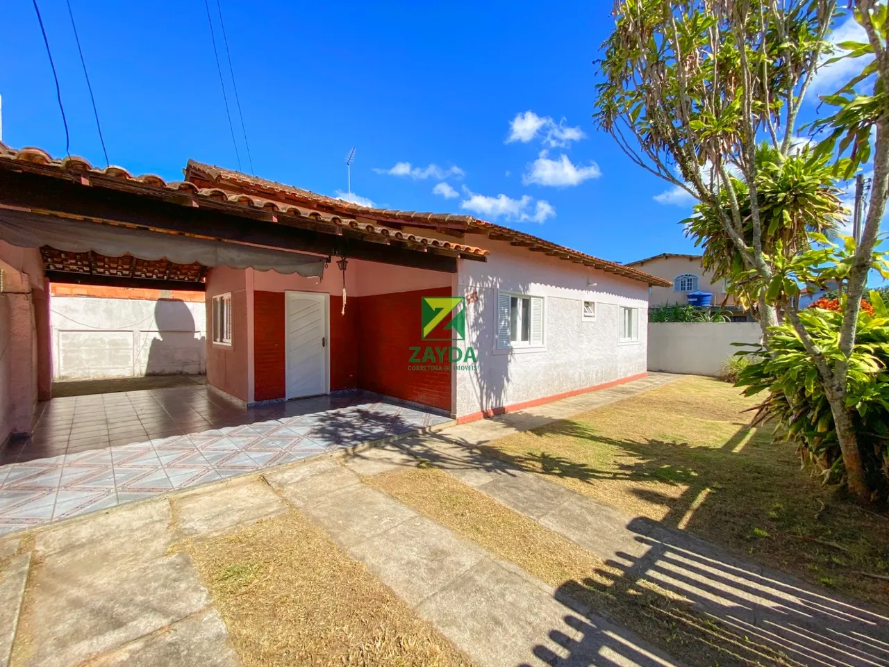 Casa linear à venda com quintal em Barra de São João - Vila Campo Alegre! Á poucos passos