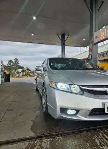 Honda civic 2011 1.8 - Foto 3
