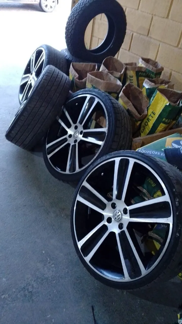 Rodas de liga leve VW aro 20