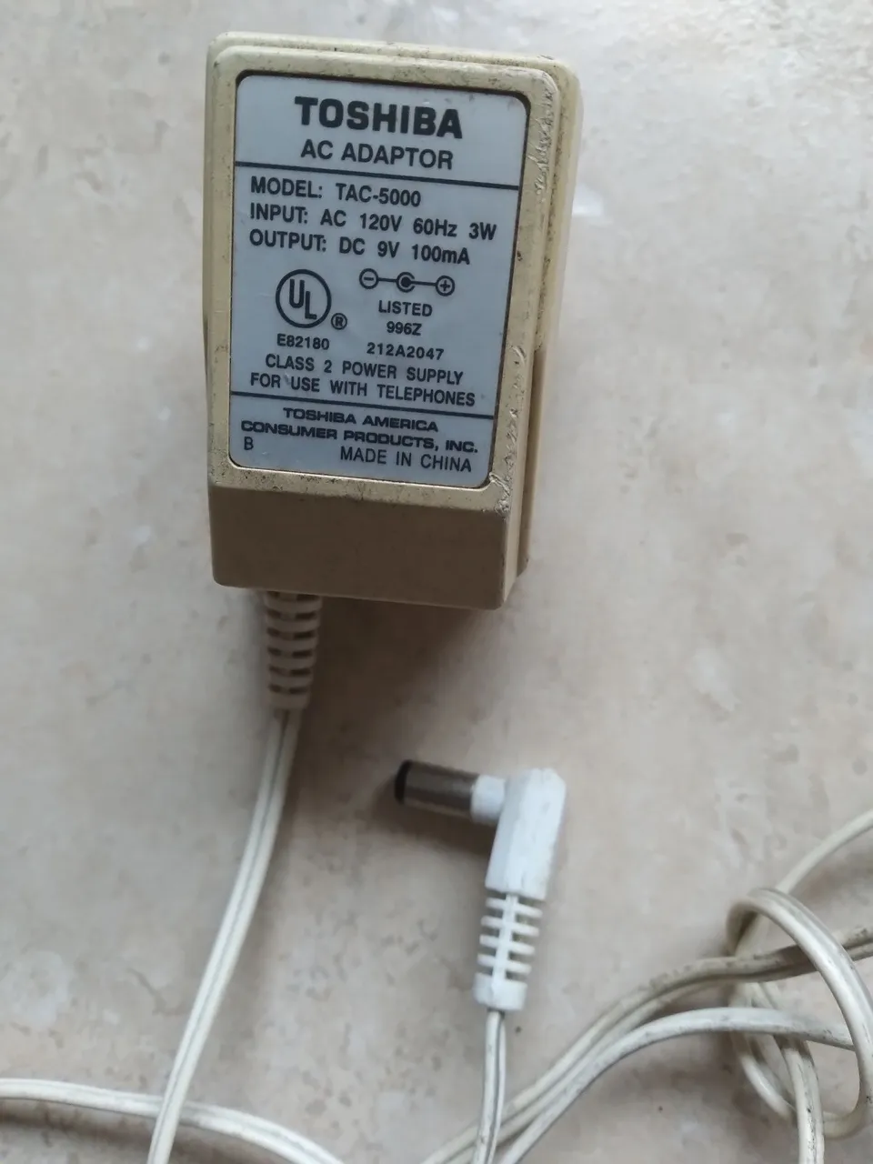 Fonte Toshiba TAC-5000 - 9V 100mA