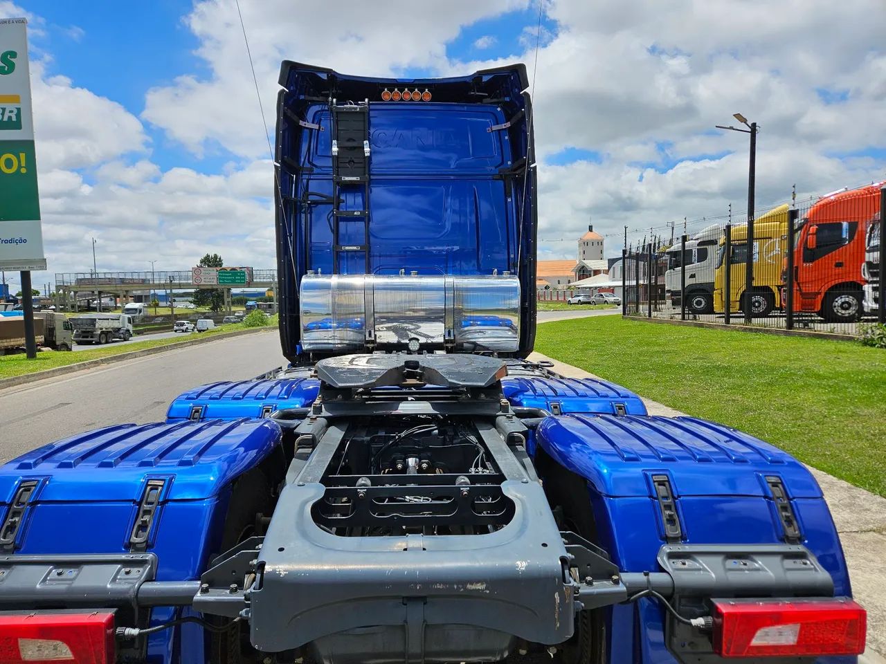 Scania R540 6x4 Bug Leve mola Teto Alto automático RETARDER Farol de teto e grade  - Foto 6