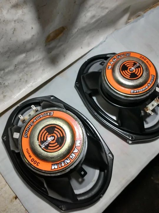 Alto Falantes Automotivo Triaxial Magnum.