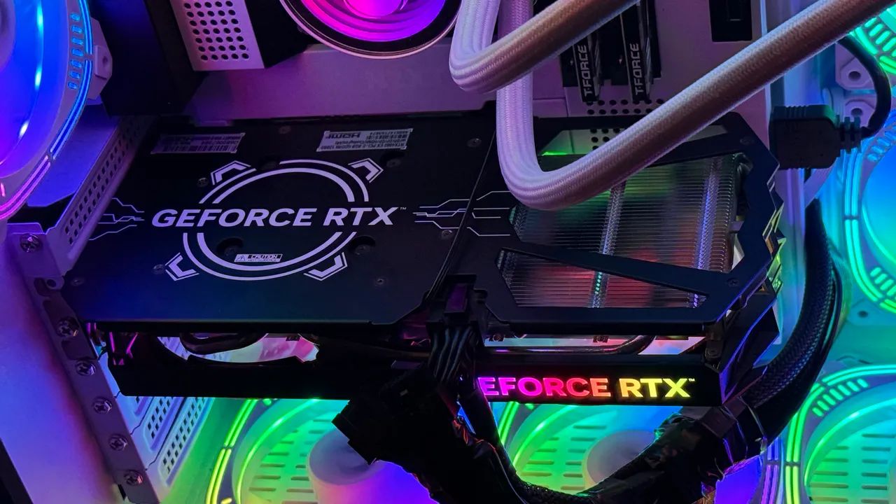 Placa de Vídeo RTX 4060 GALAX 1-click OC - impecável - zero - na caixa - Foto 3