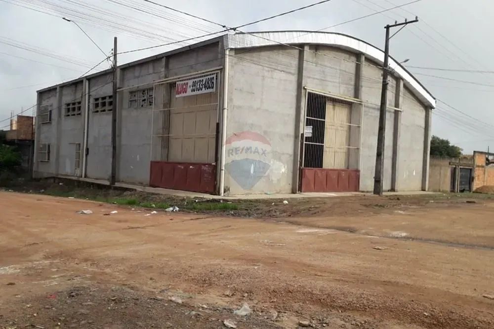 GALPÃO DE 496MTS PARA LOCAÇÃO BAIRRO ARAGUIAIA