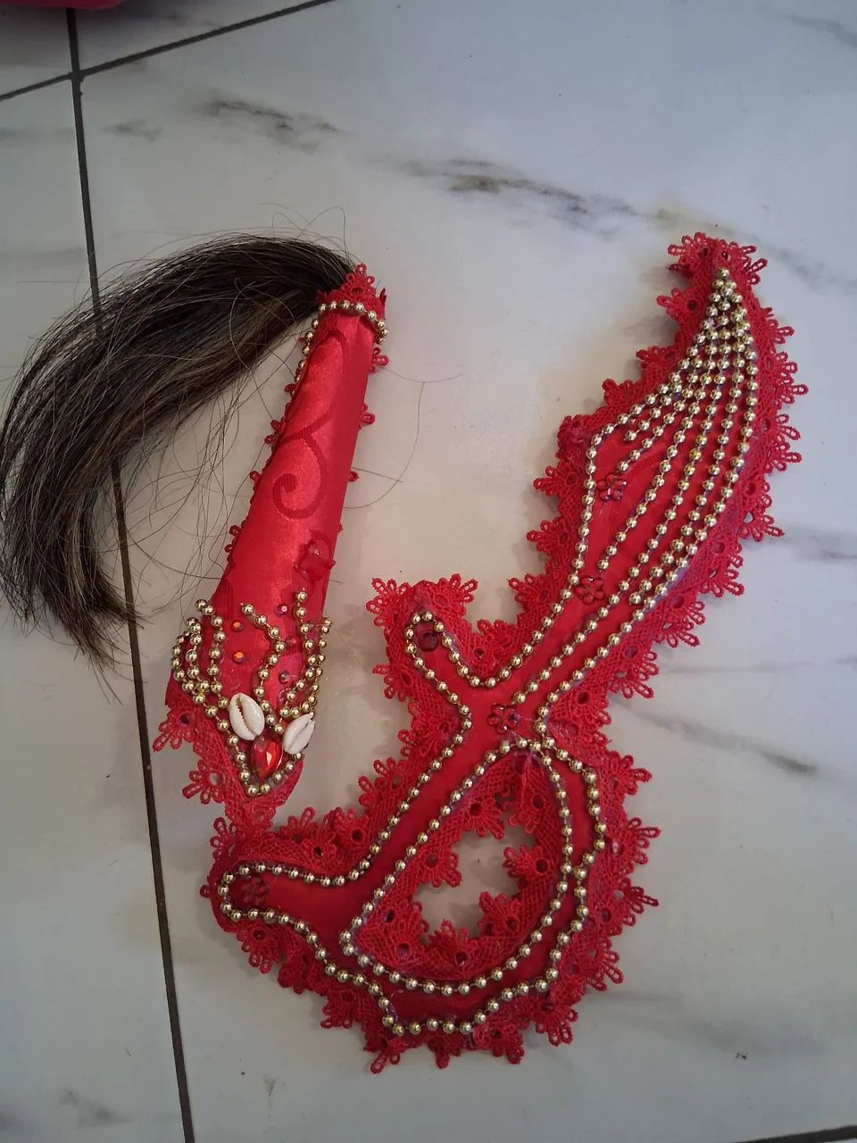 Paramenta  oya  nova 