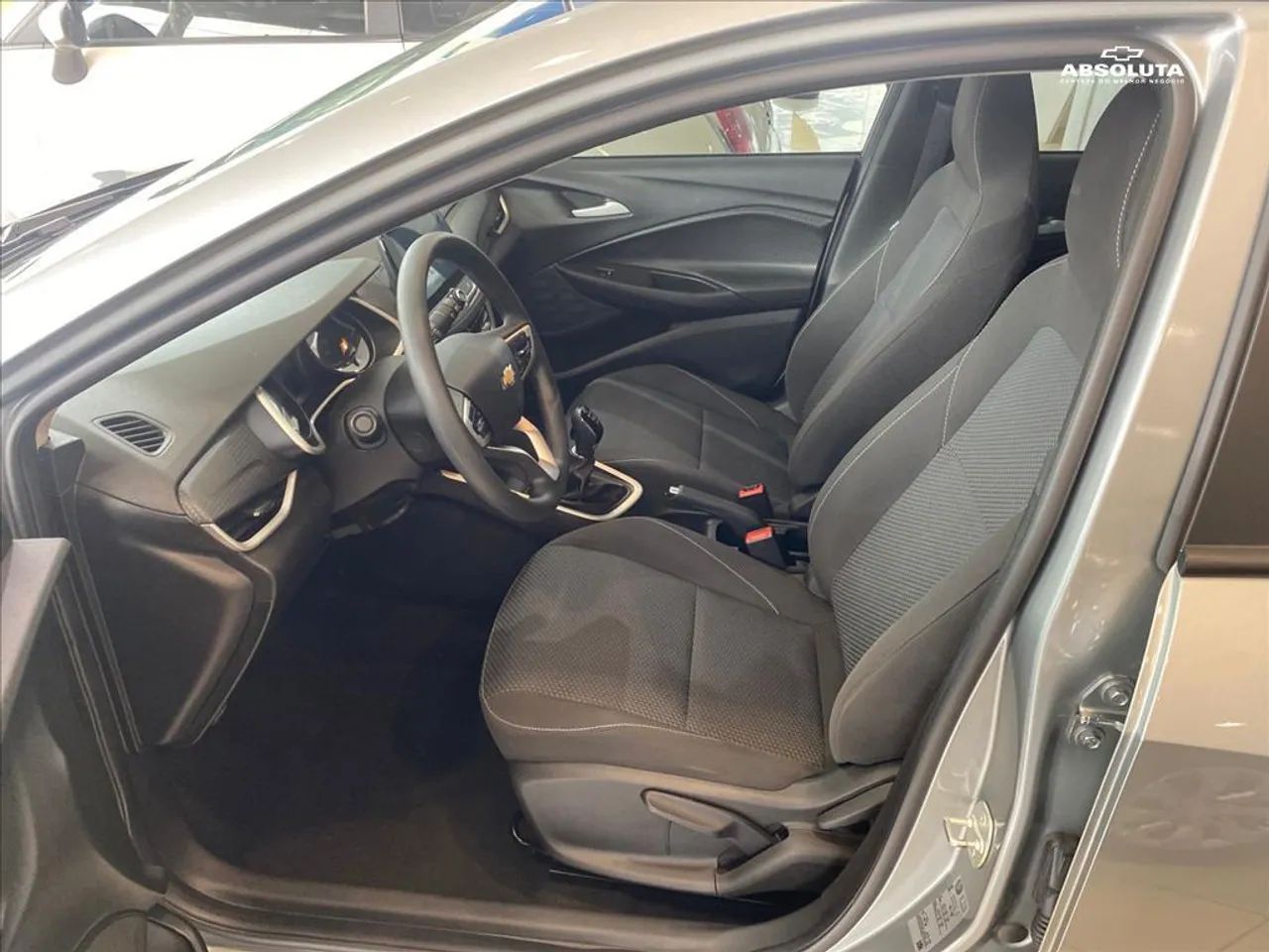 Chevrolet Onix Hatch LT 1.0 12V TB Flex Mec. 4P 2024 - Foto 6