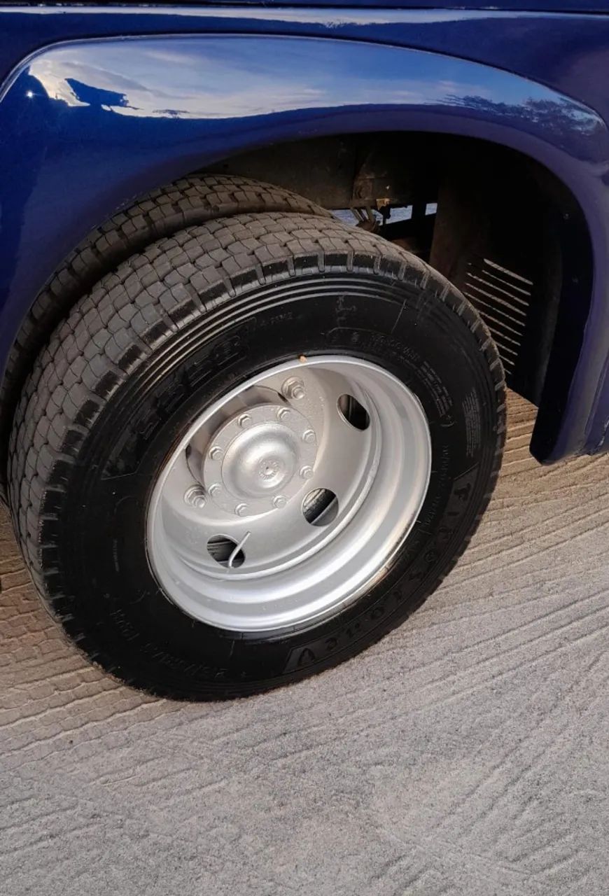 Volare DW9 Executivo 2015 - Único Dono 32 Lugares | Ar-condicionado | Motor Mercedes-Benz - Foto 7