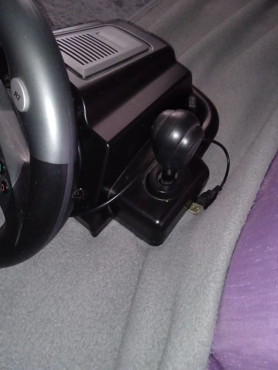 Volante para PS2, ps3 e Pc com marcha64313237244034122