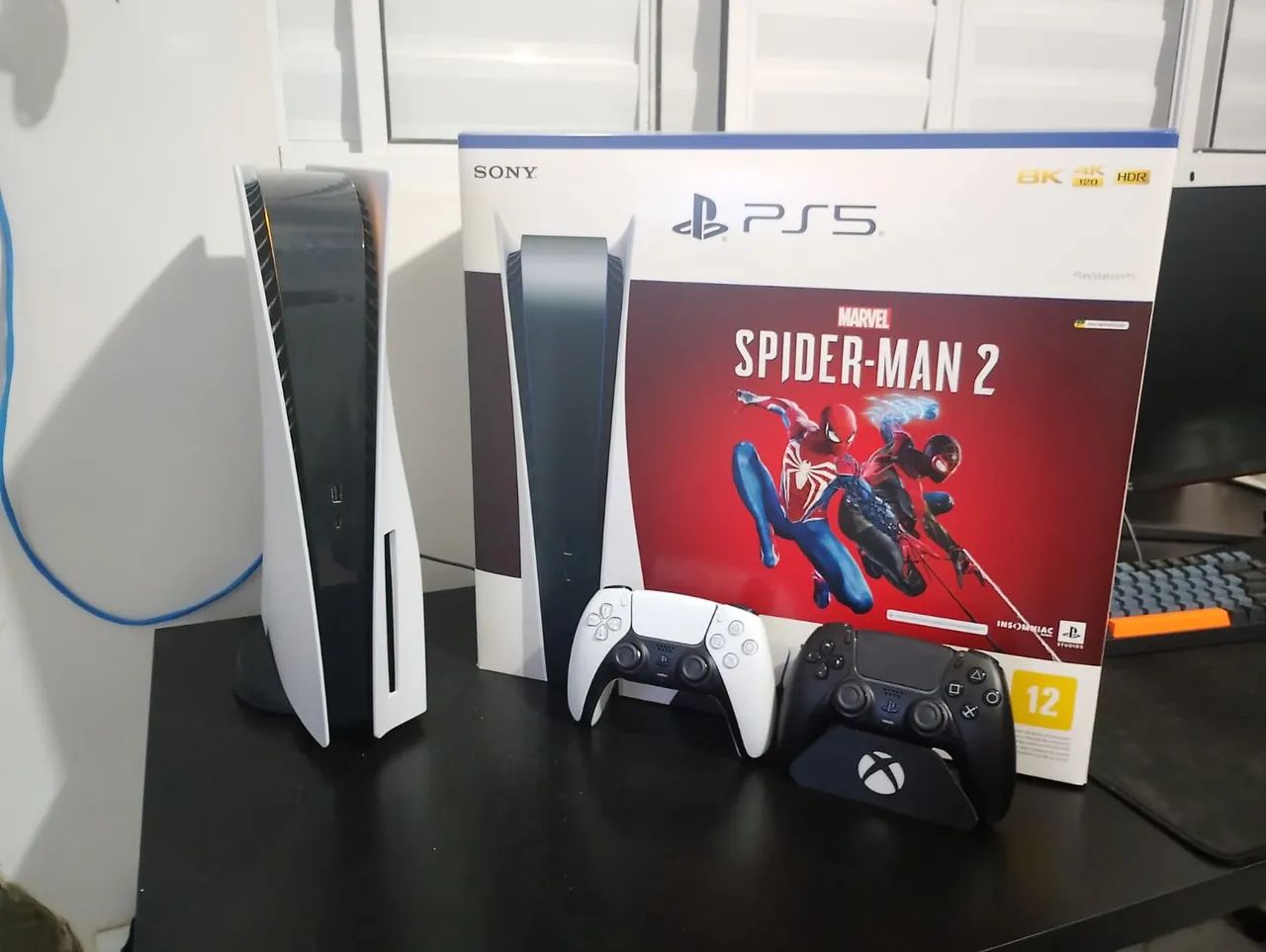 Playstation 5 usado, com 2 controles, e com caixa, CAMPINAS-SP