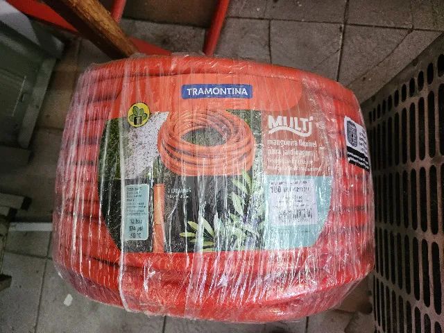.   Mangueira Tramontina Multi Super Flex Para Jardim 1/2", 100m Nova, lacrada! 
