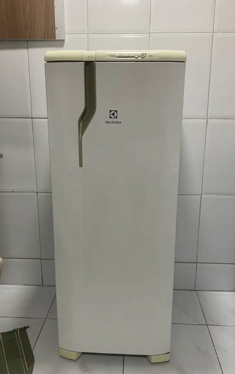 Geladeira Electrolux