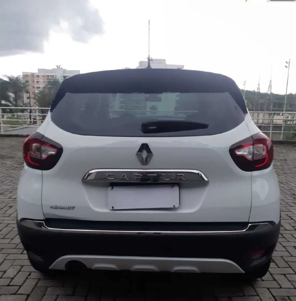 RENAULT CAPTUR 2018 55.900 - Foto 3