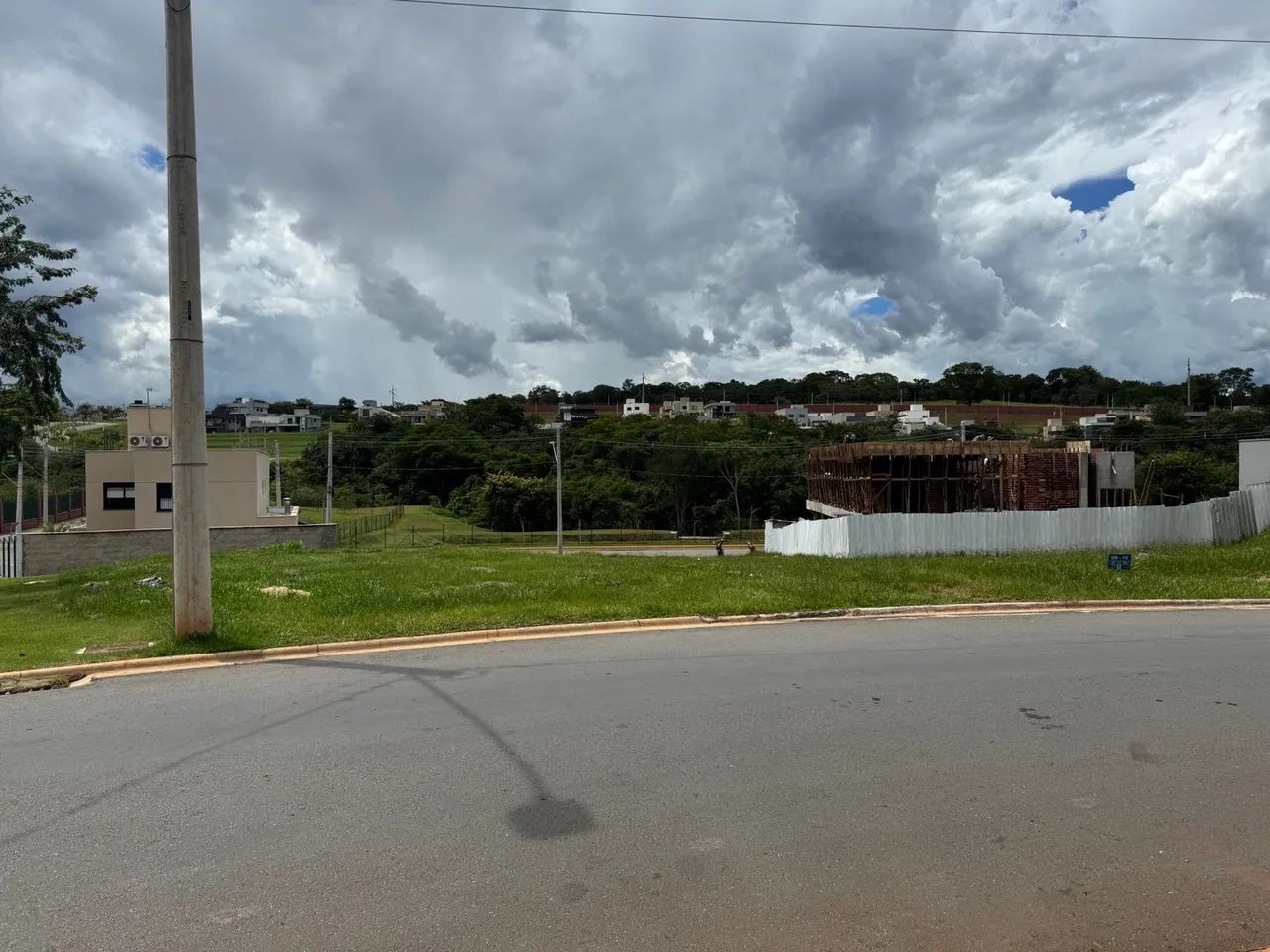 Lote no Jardins Capri de 428,66m² - Foto 3