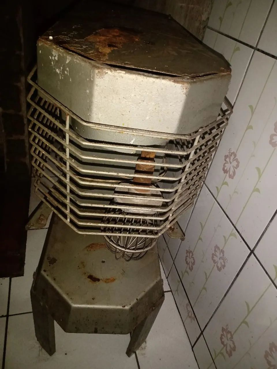 Masseira para pão funcionando  preciso desocupar espaço urgente - Foto 3
