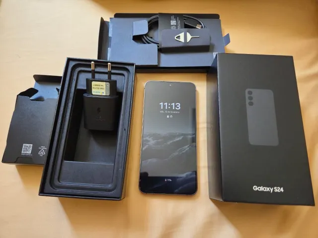 Samsung Galaxy S24 - 256GB Armazenamento, 8GB de RAM, Onix Black Galaxy AI