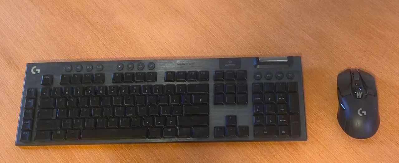 Kit Logitech Teclado G915 + Mouse G903 Lightspeed com caixa  - Foto 2