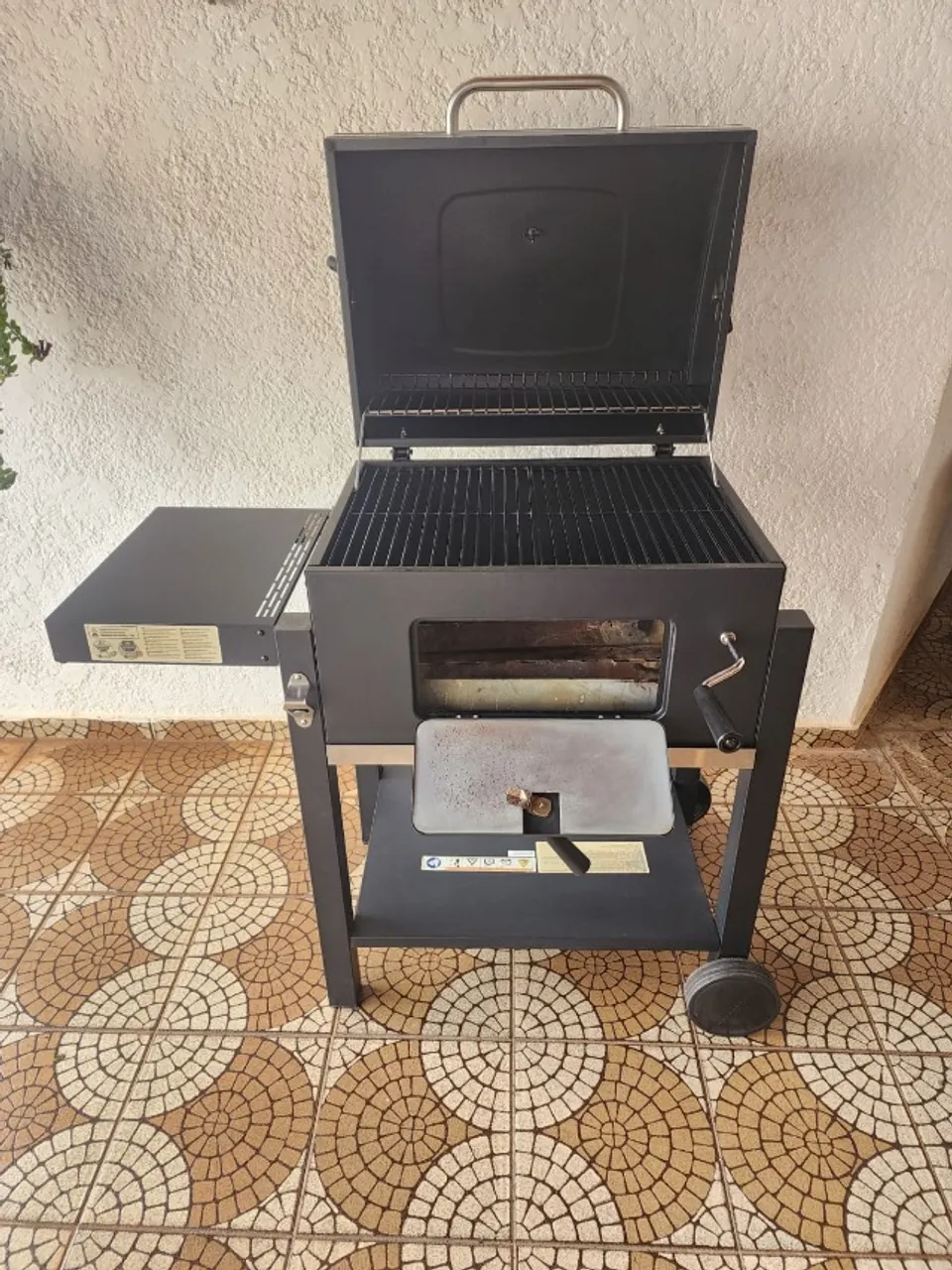 ? Churrasqueira Defumadora a Carvão com Firebox Lateral - Estilo Americano BBQ