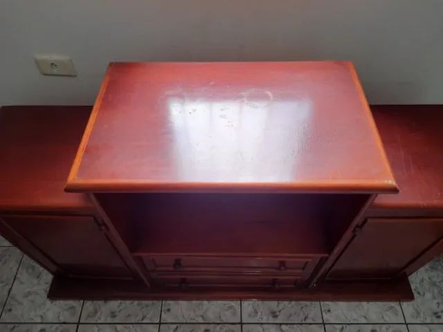 Rack Madeira Maciça em ótimas condições64739710369026123