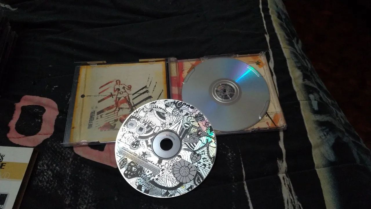 Detonautas Roque Clube - Dose Dupla CD+DVD - Foto 2