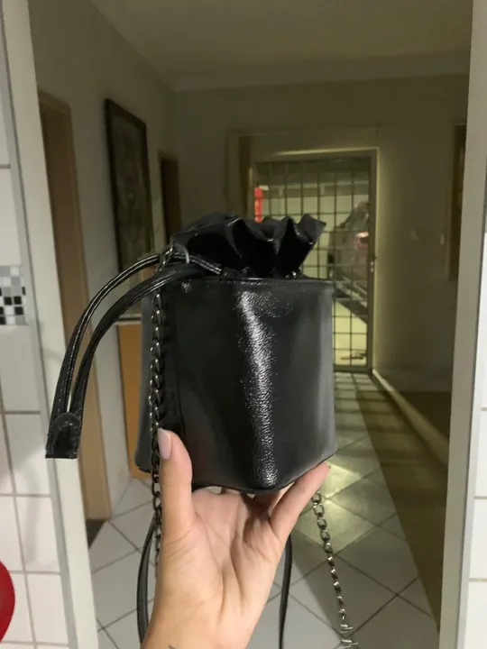 Bolsa de ombro preta