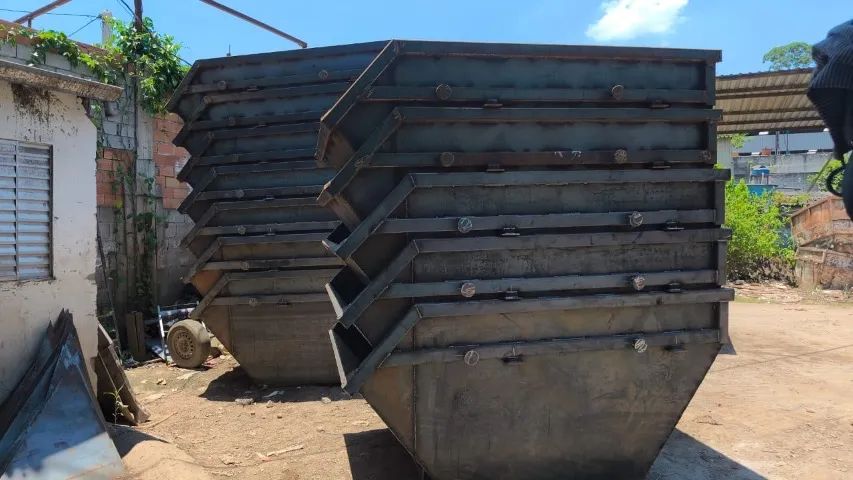 Caçambas Estacionária 