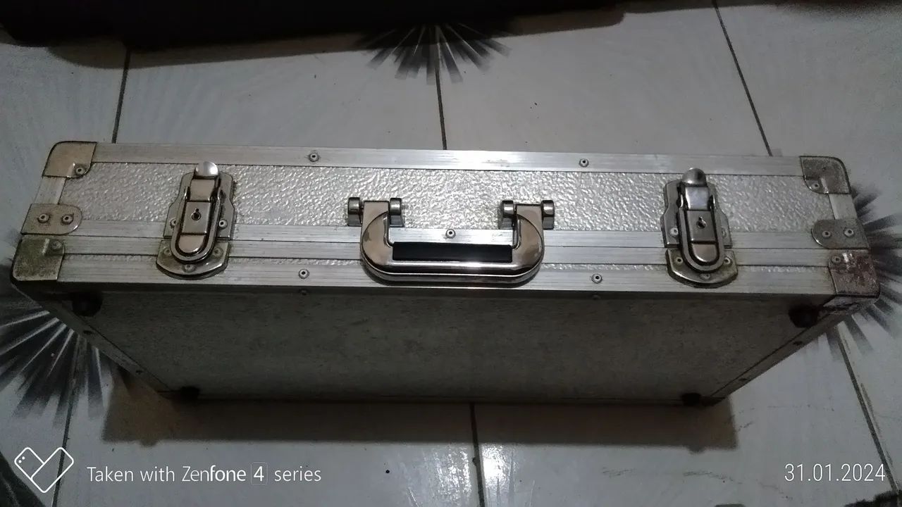 Pedal de Guitarra Line 6 Floor Pod Plus - Foto 4