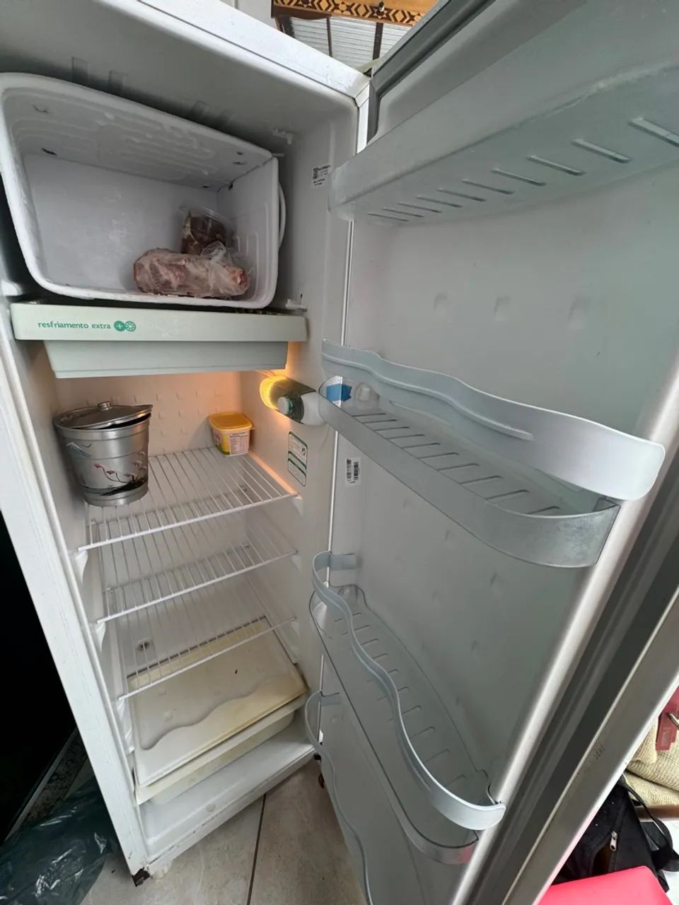 Geladeira semi nova - Foto 2