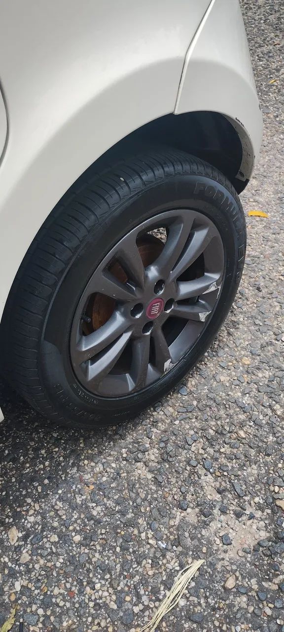 IDEA ESSENCE 1.6 SUBLIME 2014 - Foto 5