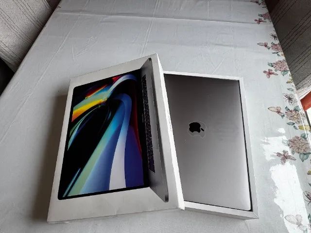 MacBook Pro 16インチ　intel i9 32GB MacBook Pro 16” Apple Intel Core i9 32GB RAM - 2TB SSD Cinza