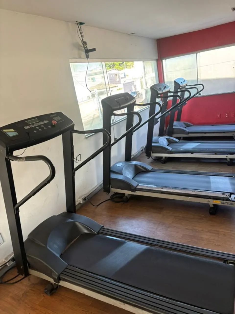 3 esteiras LX 160 Movement