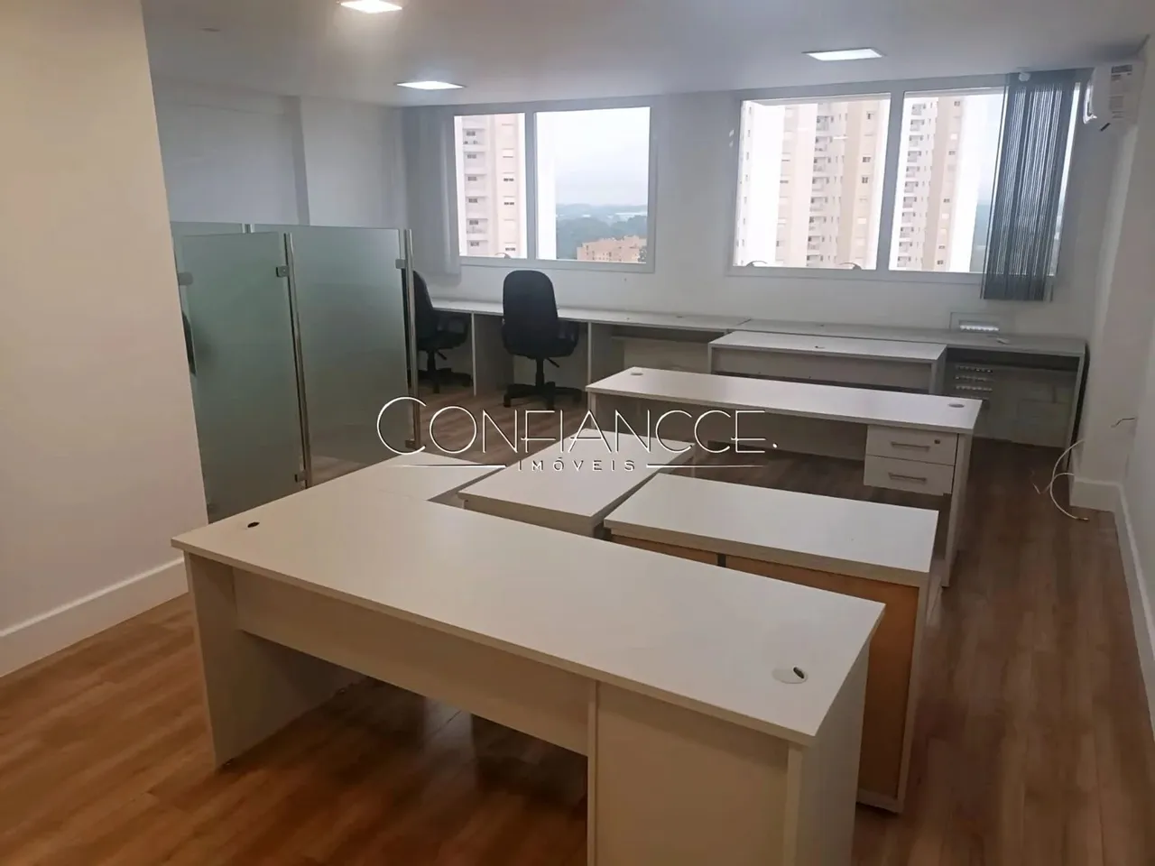 Sala comercial à venda no Ecoville, Curitiba - PR | Confiancce Imóveis