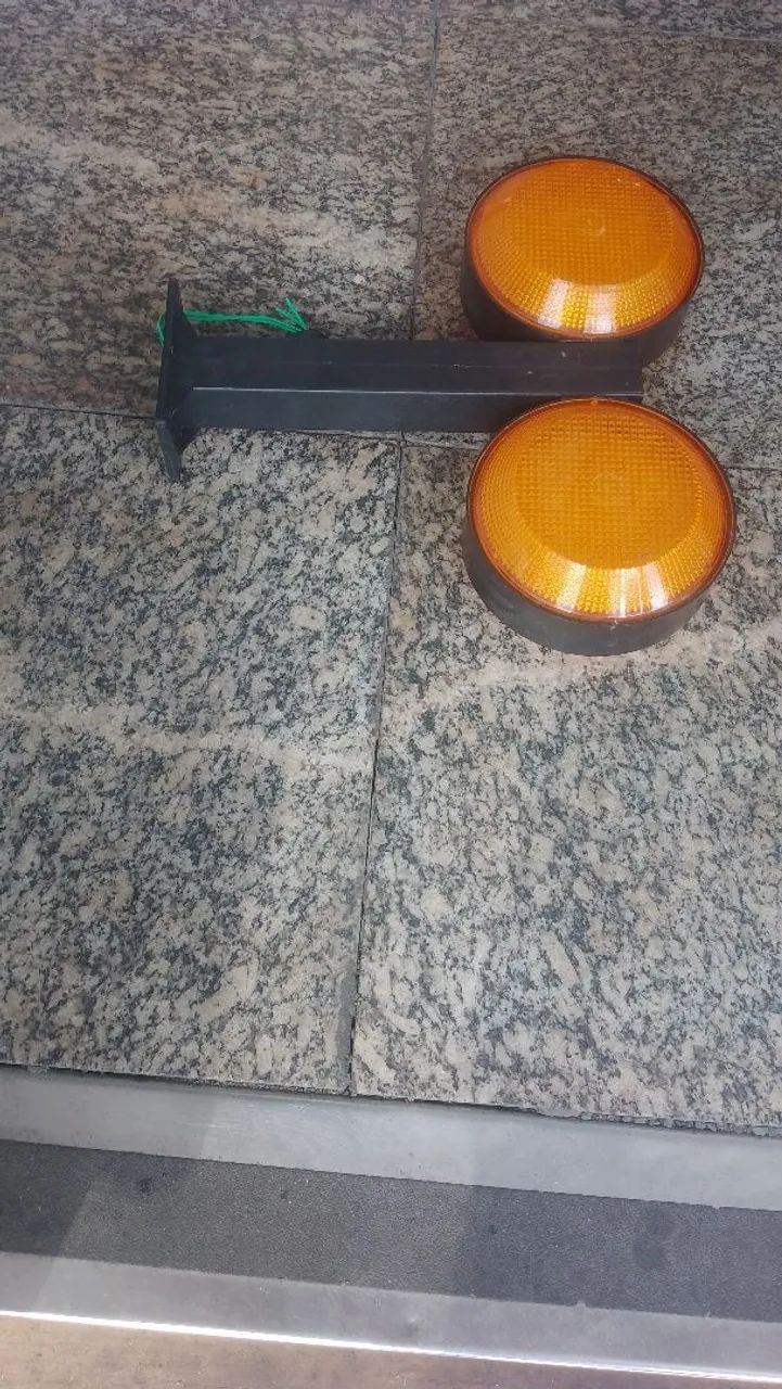 Luminária de Sinalização para Segurança - Foto 2