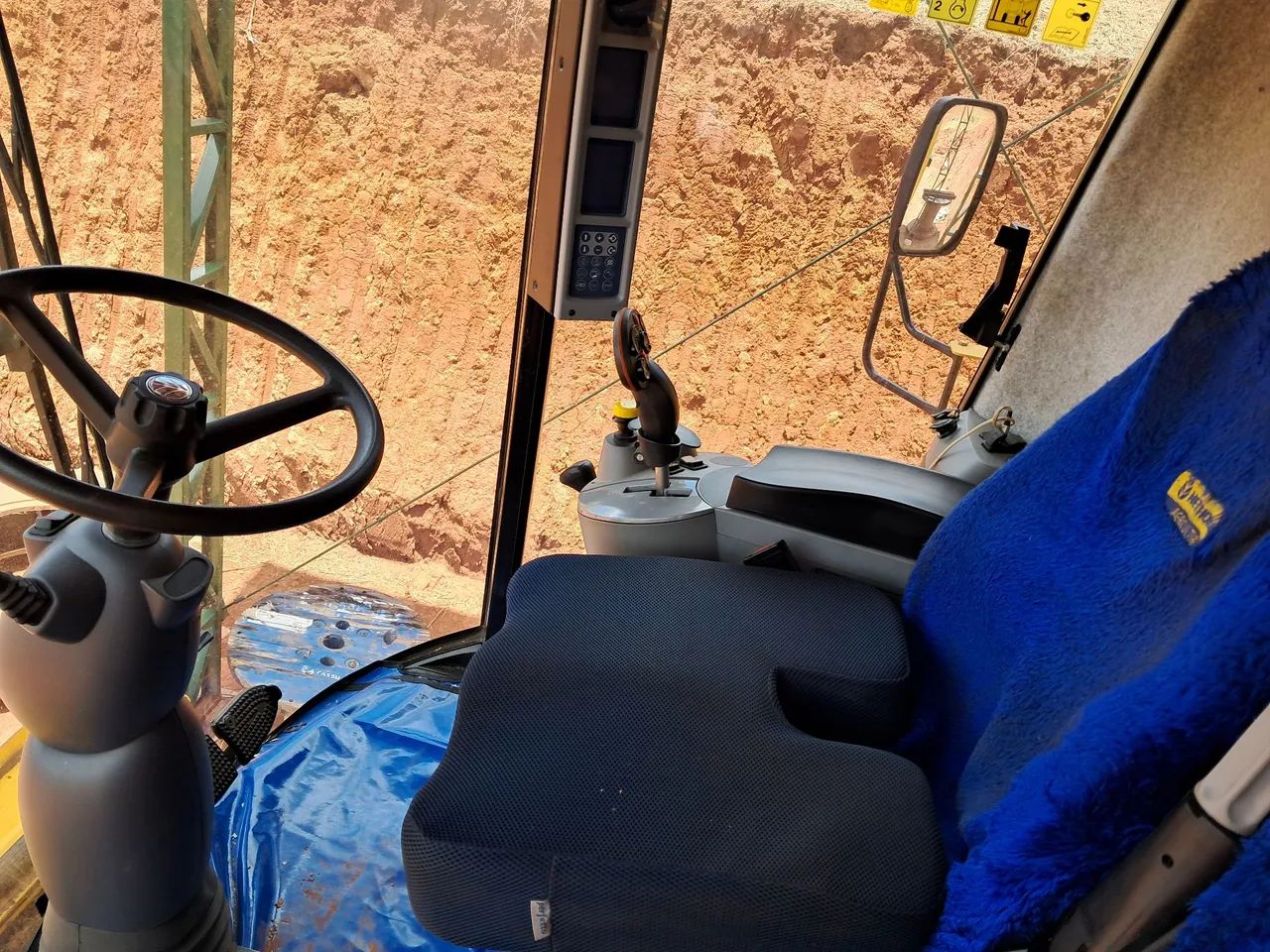 ? COLHEITADEIRA NEW HOLLAND TC 4.90 - ANO 2024 - Foto 5