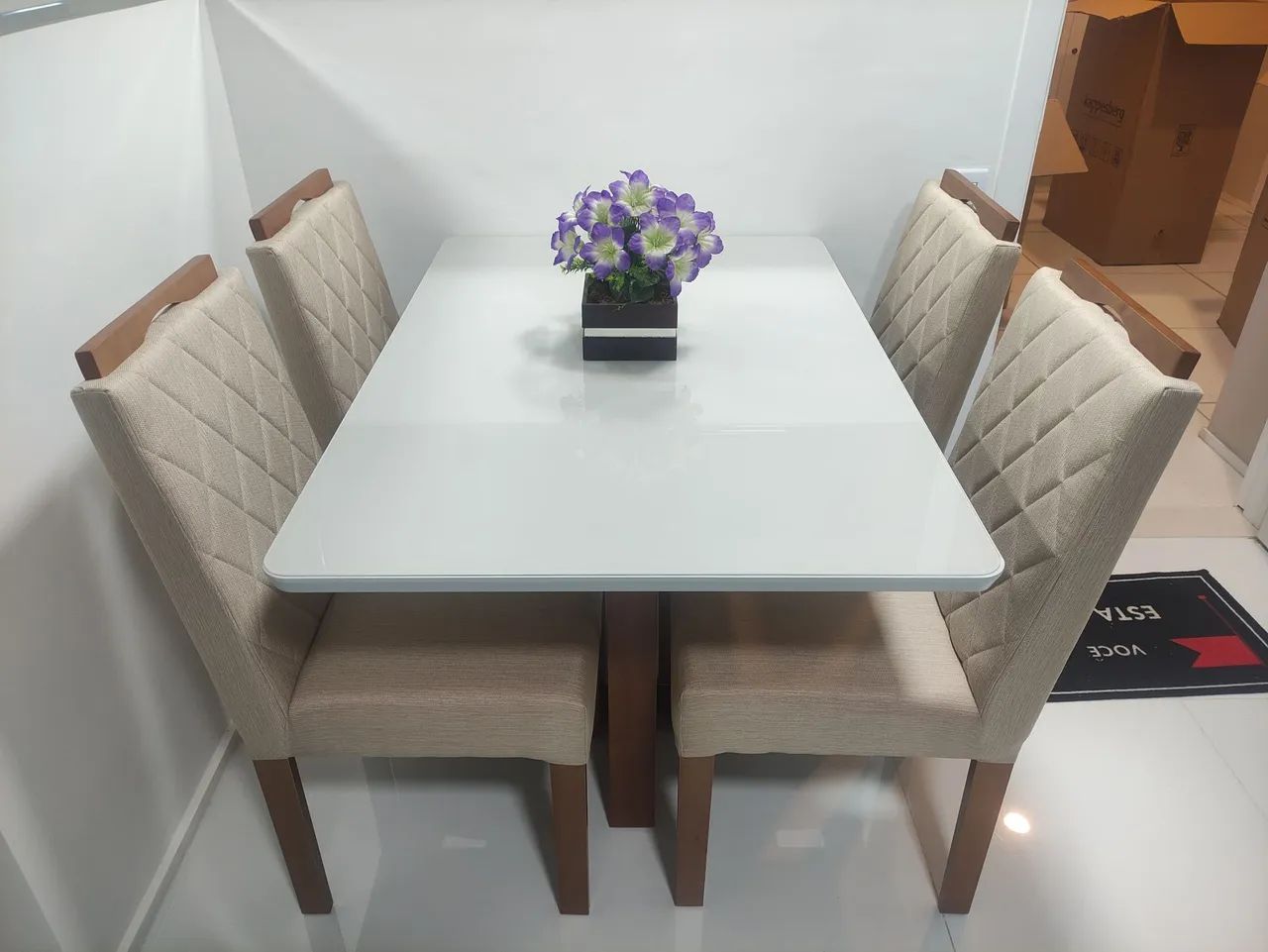 Mesa nova a pronta entrega super resistente de madeira maciça  - Foto 4