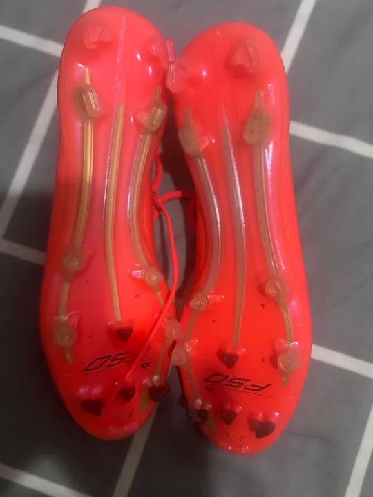 Chuteiras Adidas F50 -nova 