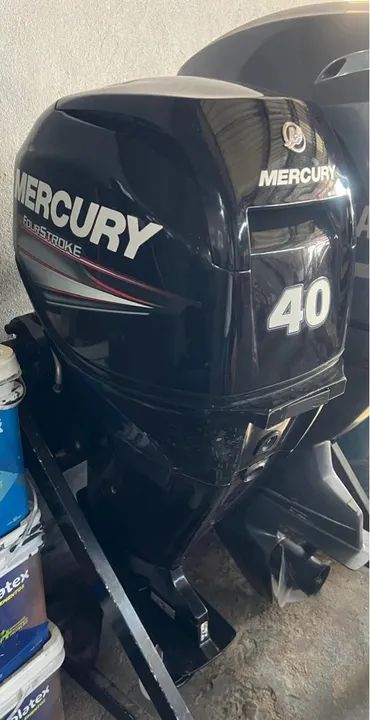 Vendo motor Mercury 40 4 t c/ powertrim