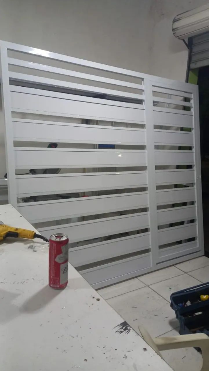 Portão de Alumínio Branco Novo - Foto 2