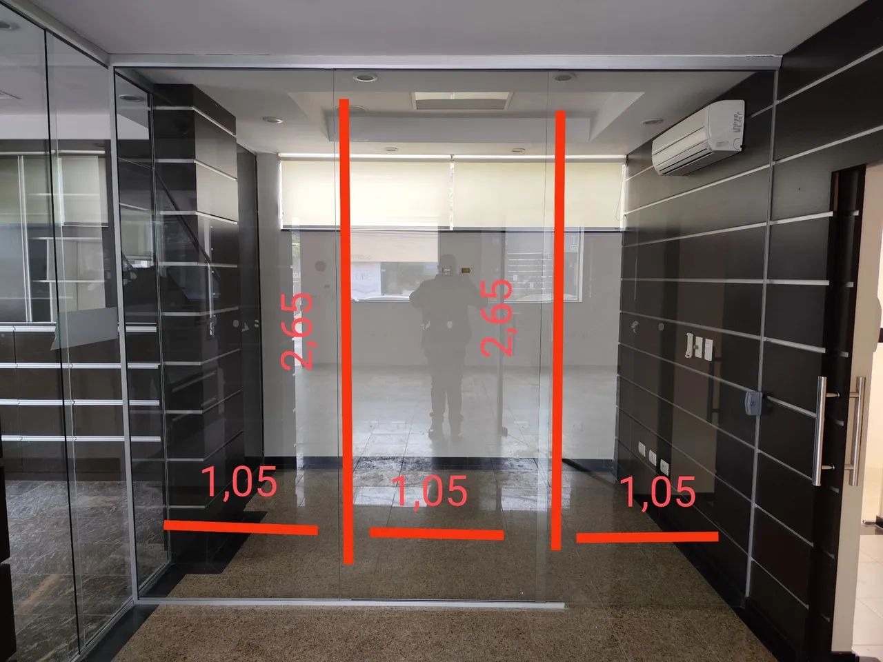 Divisória de vidro 64286340666114122