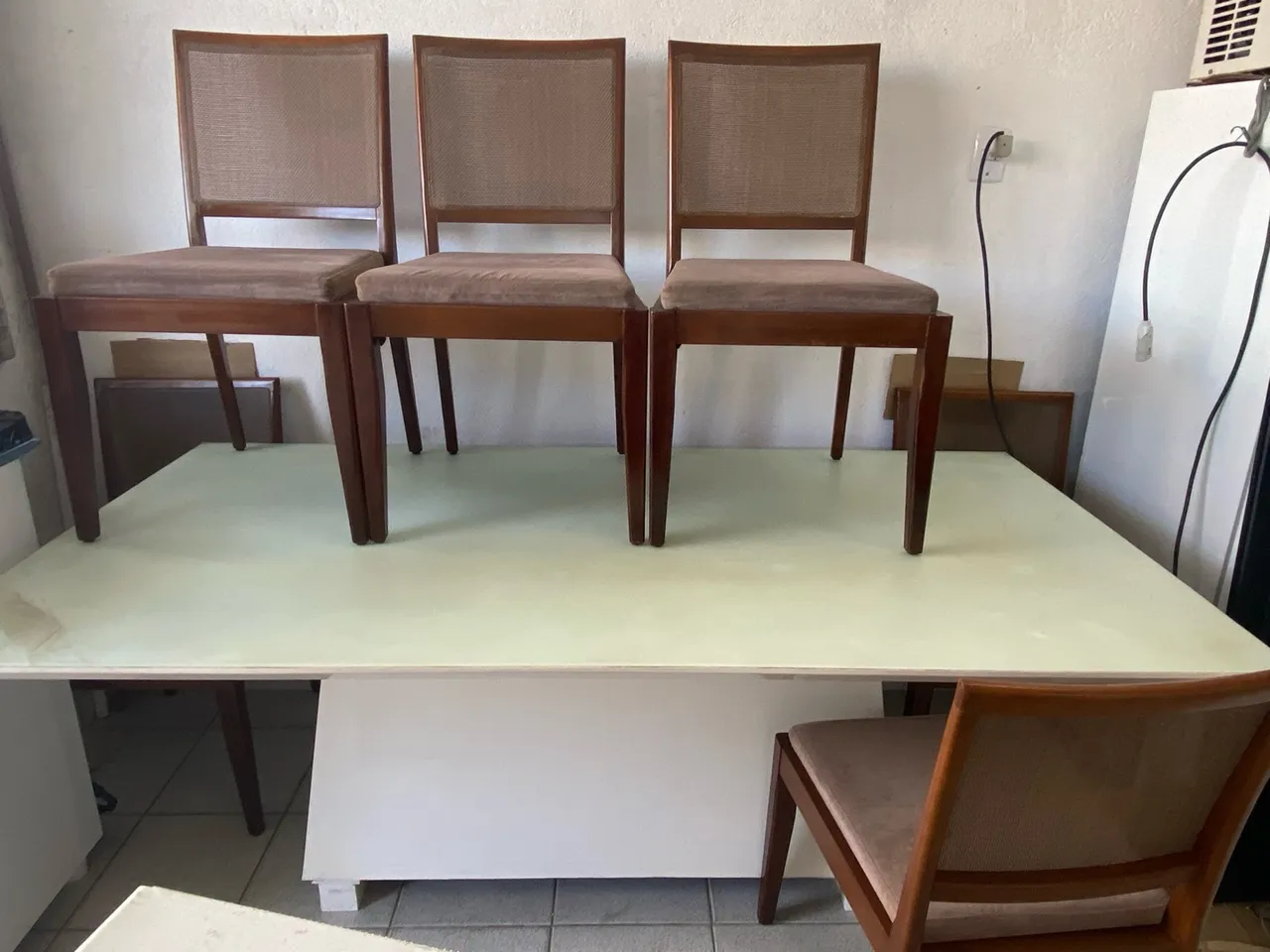 Conjunto de Mesa e Cadeiras para Jantar