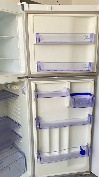 Geladeira Continental Copacabana RDV48 - Usada em ótimo estado - Foto 6