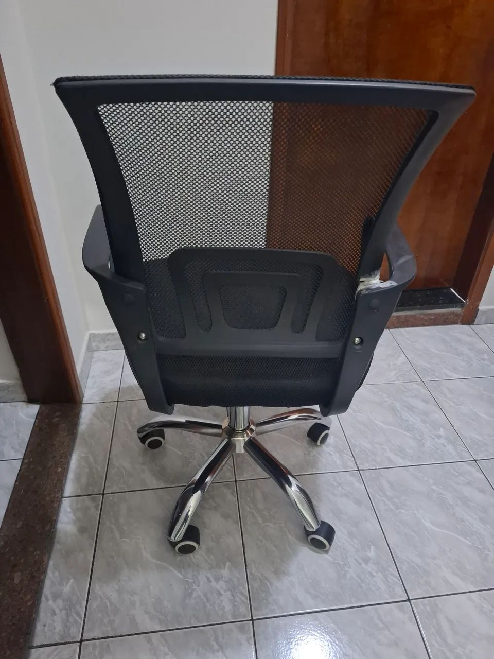 CADEIRA GIRATÓRIA  - Foto 2