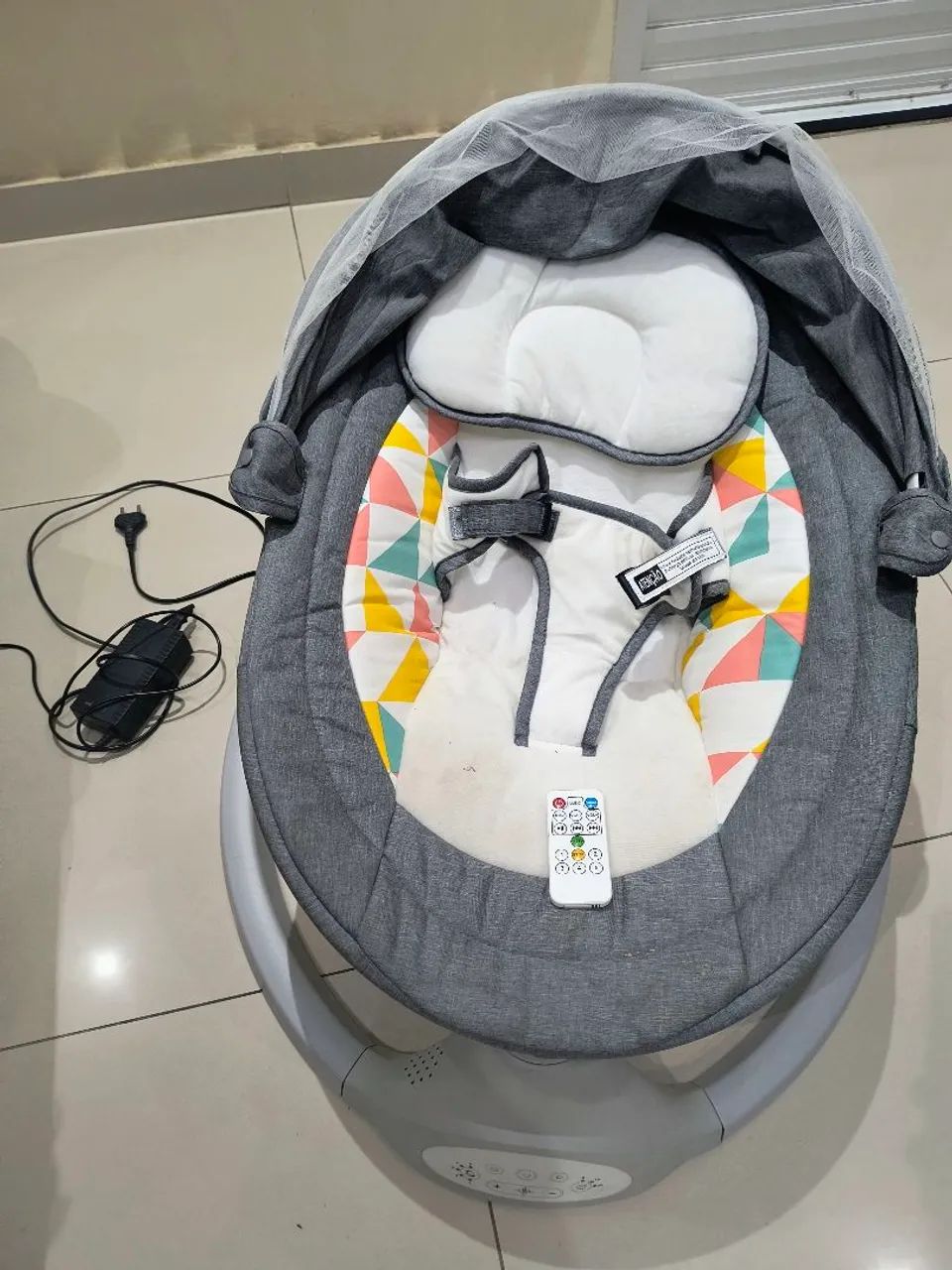 Balanço para Bebê com Capota e Controle Remoto - Foto 2