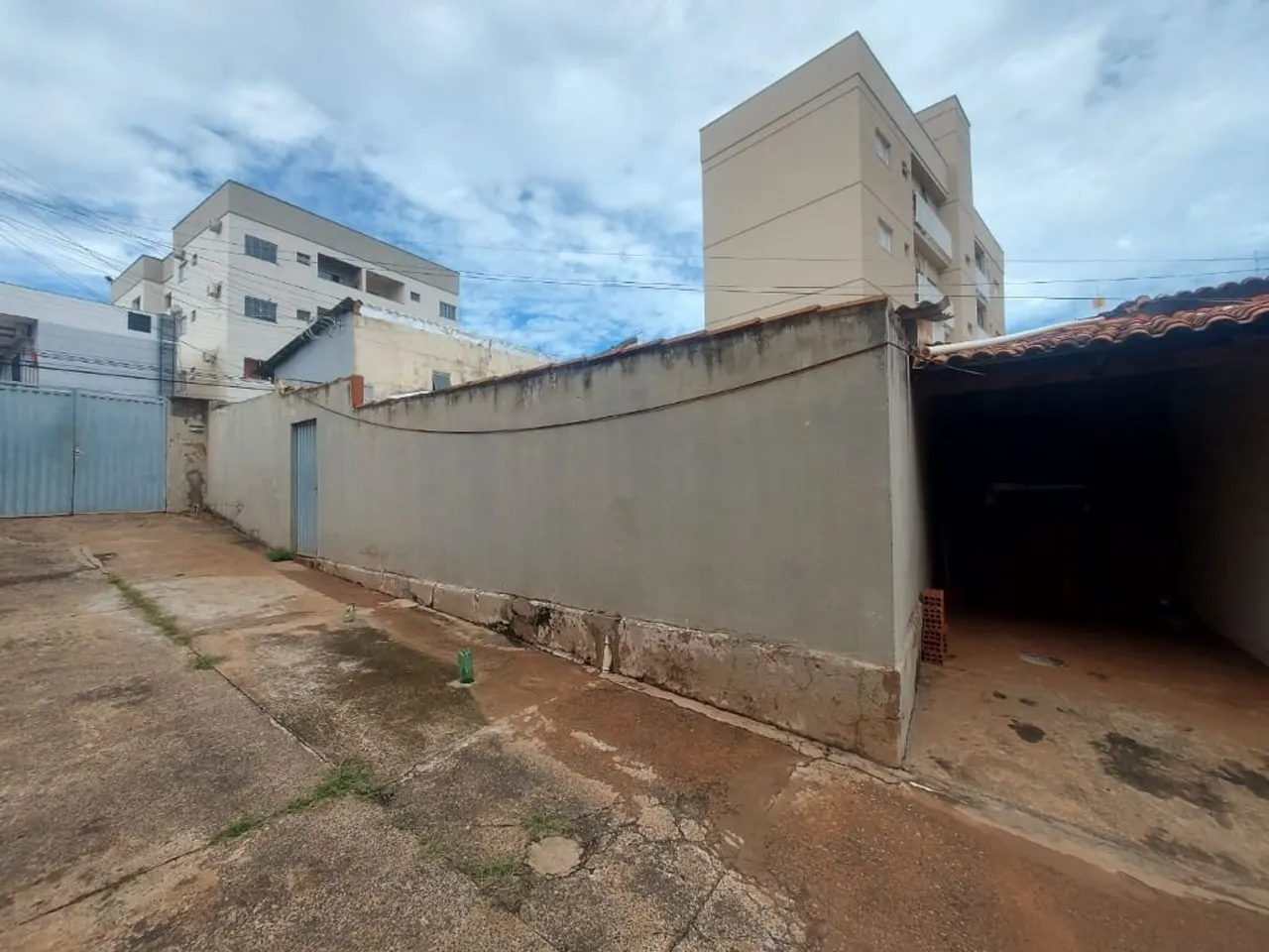 Casa à venda, 213 m² por R$ 400.000,00 - Setor Universitário - Rio Verde/GO